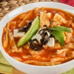 Hähnchen-Tortilla-Suppe