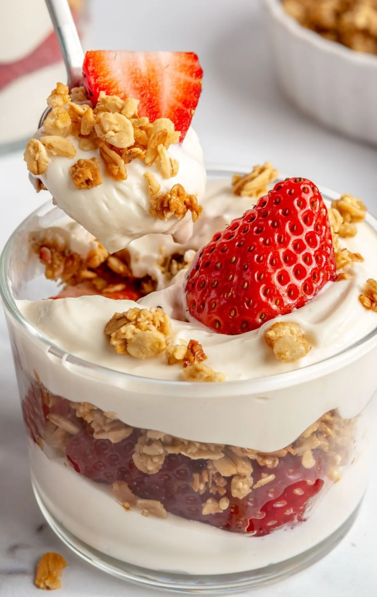 Erdbeer-Joghurt-Parfait
